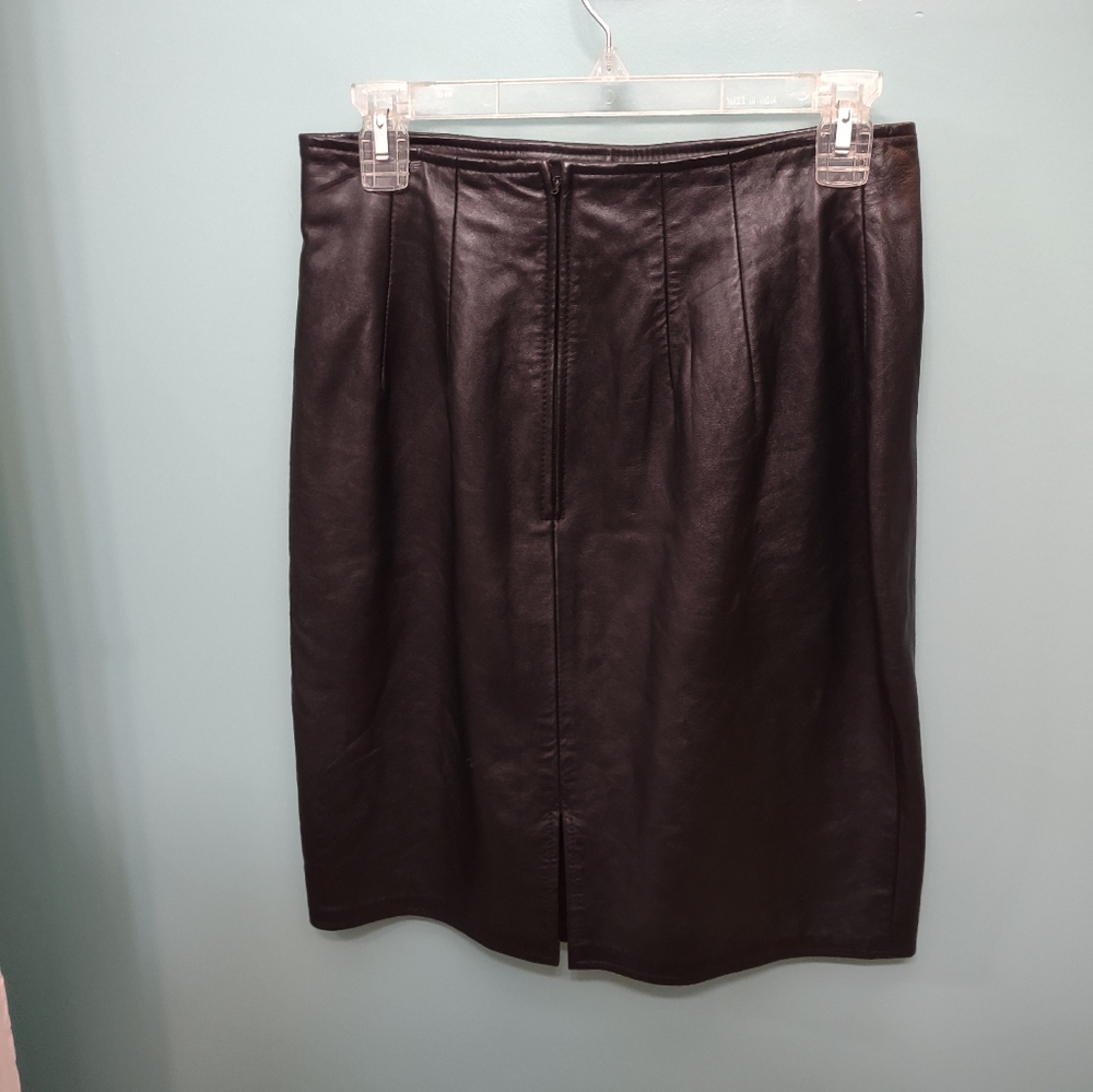 Genuine leather vintage Cedar's pencil skirt